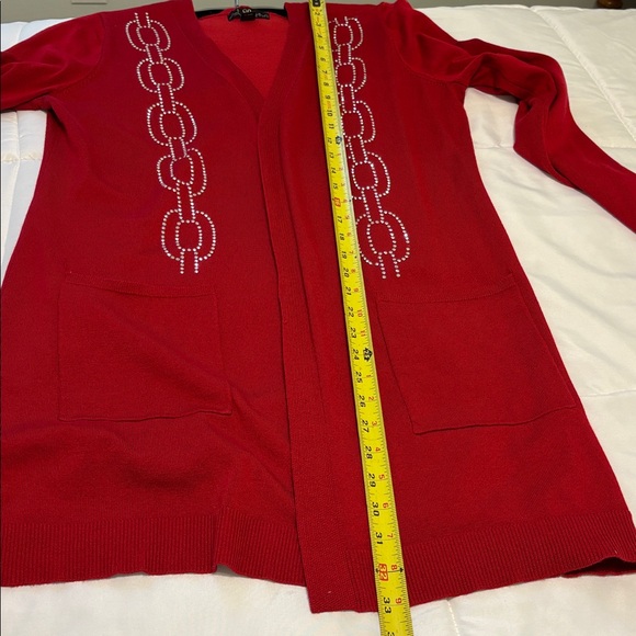 80 Park Red Open-Front Cardigan with Rhinestone Chain Motif - Picture 3 of 6